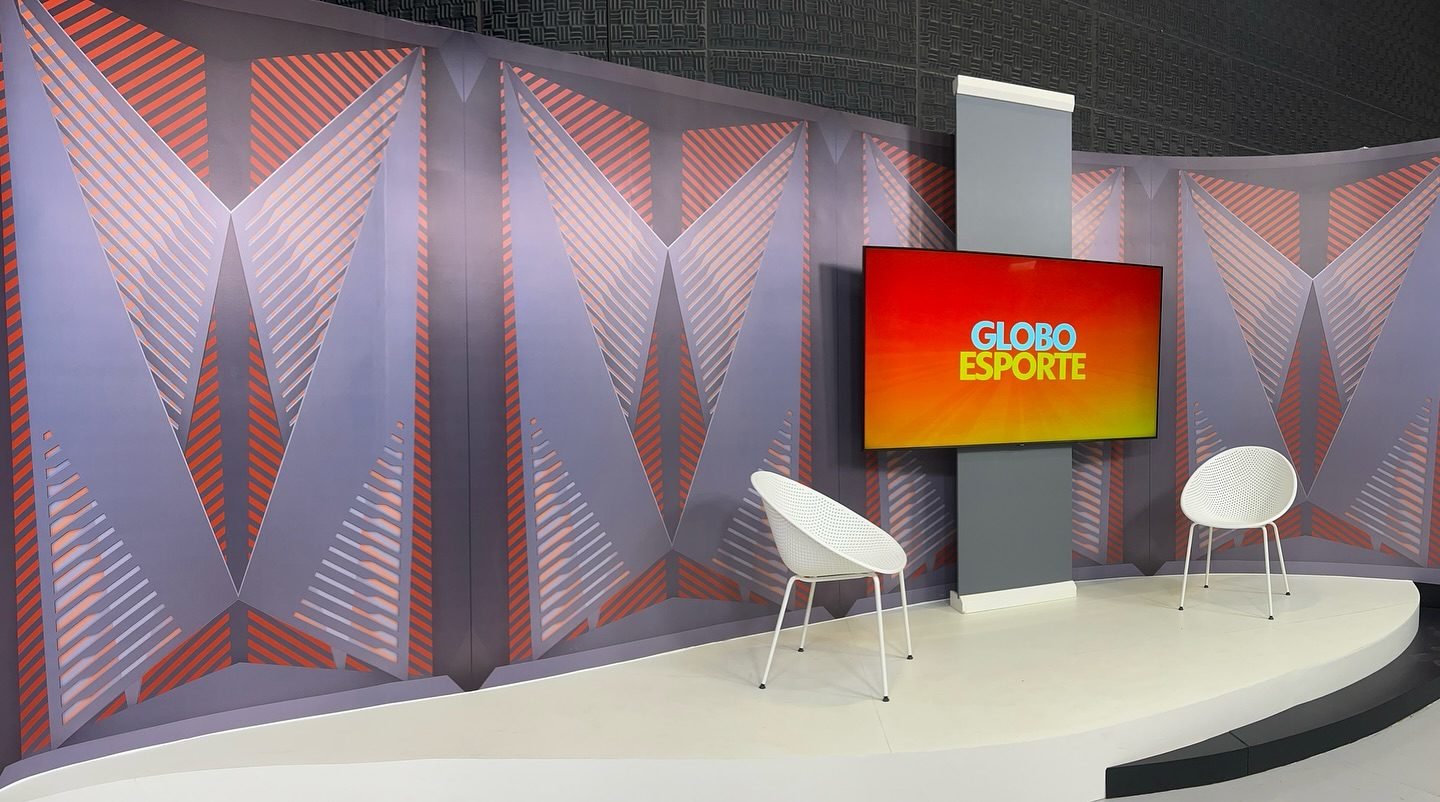 Painéis de cenografia impressos e montados para estúdio de TV.
